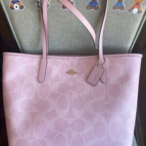 NWT！COACH LARGE CITY TOTE IN SIGNATURE CANVAS（CAL49）Pink Powder